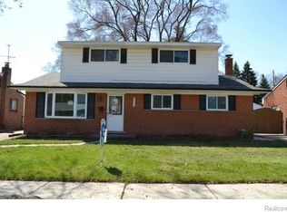 4722 Anna St, Warren, MI 48092
