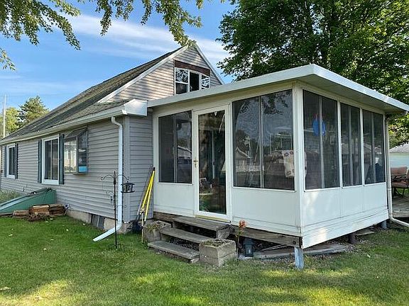 3rd image of 1486 Laurabelle Dr