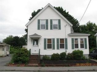 101 Woodward Ave, Lowell, MA 01854