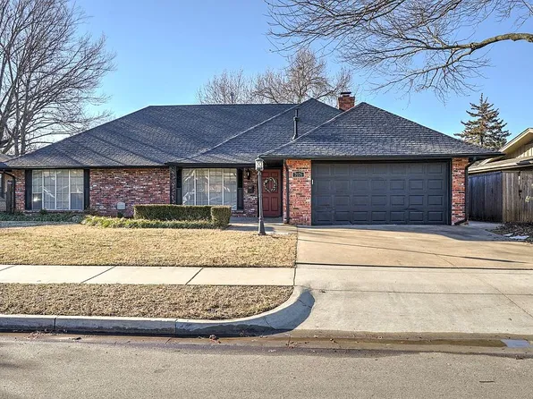 7076 E 52nd St S, Tulsa, OK 74145