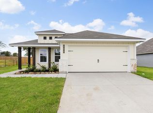 1304 Kingsgate Dr, Bryan, TX 77807