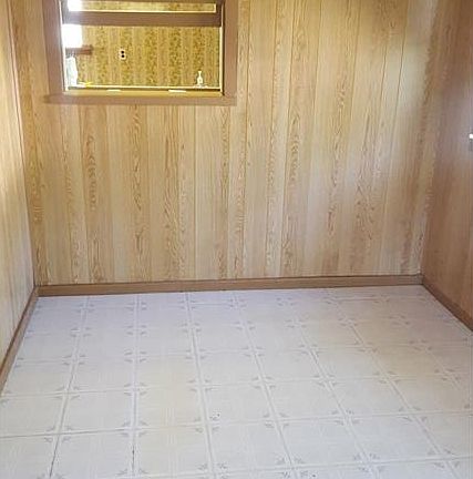 2nd image of 114 Bryant Ave