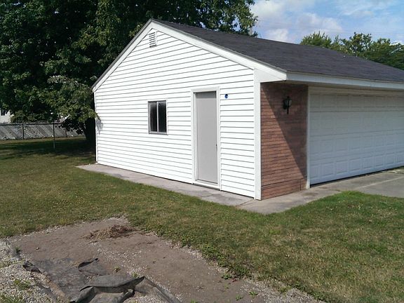 2nd image of 31752 Sweetbriar