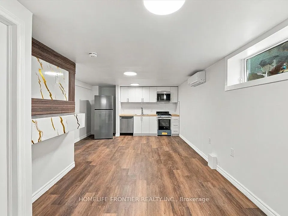 99 Regent Rd #6