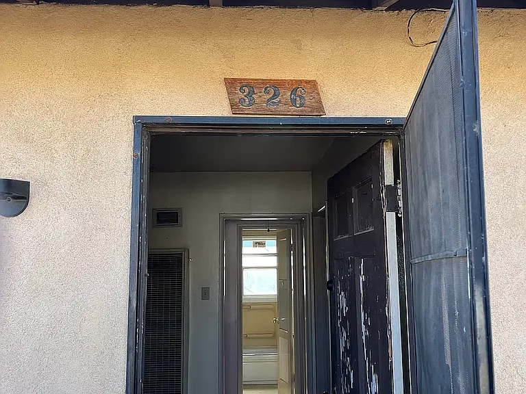 326 E Williams St — Photo 11