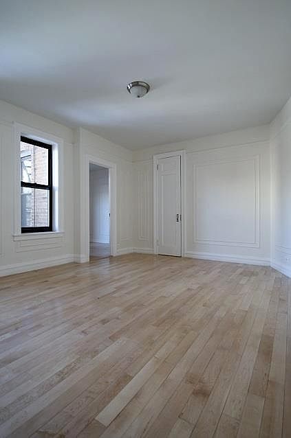 2nd image of 295 Washington Ave APT 4K