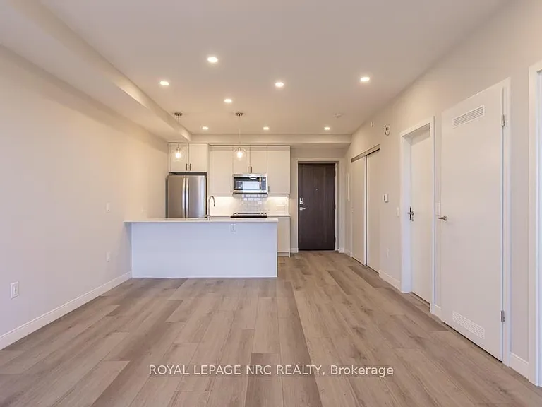 118 West St #803 — Photo 3