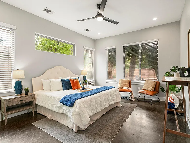 5204 Samuel Huston Ave — Photo 21