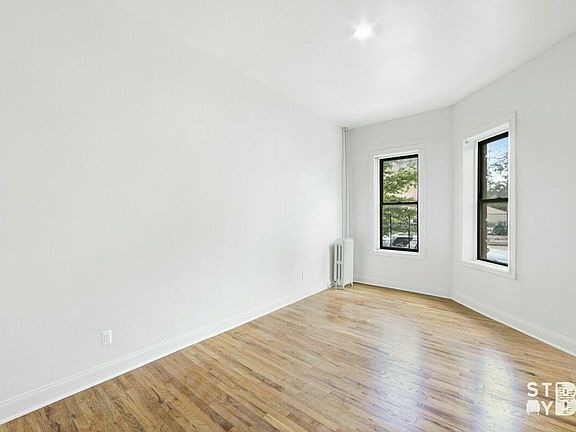 4th image of 853 Putnam Ave #1L