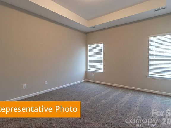 4th image of 524 Lively Cres