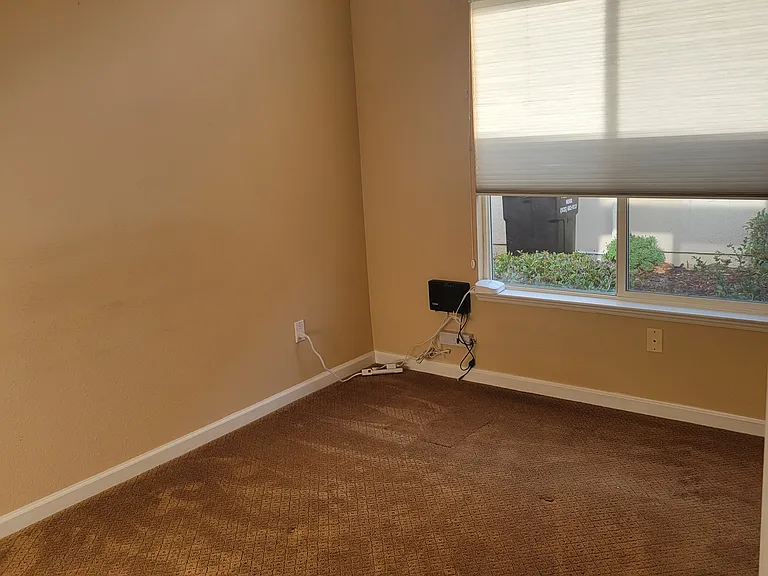 723 Deerfield Way — Photo 15