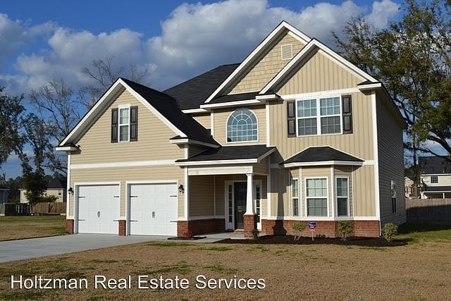 1st image of 18 Fury Ln NE