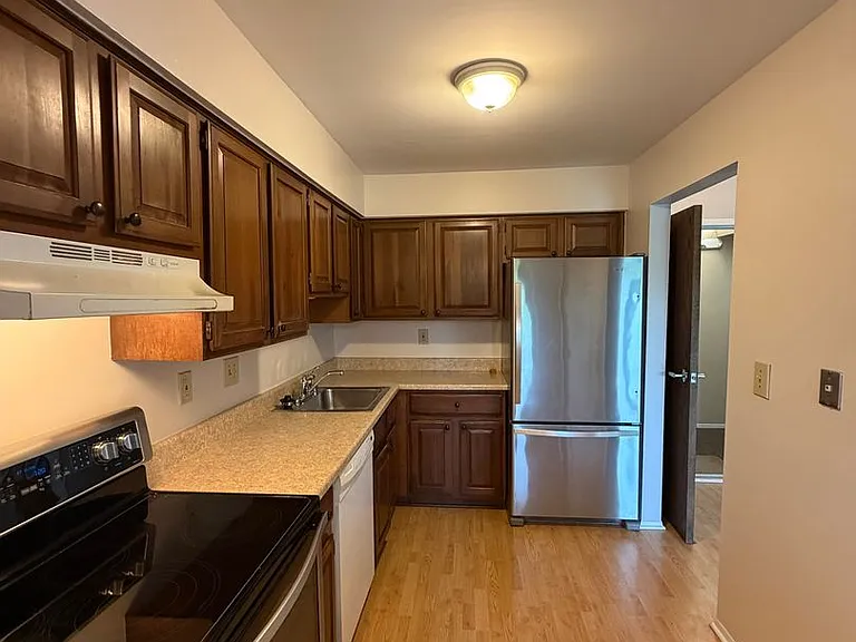 30535 W 14 Mile Rd — Photo 4