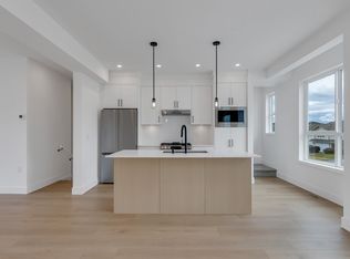 30501 Robin Dr #4, Abbotsford, BC