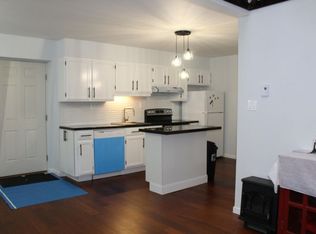 7950 Sleepy Hollow Dr, Tobyhanna, PA