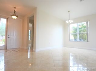 4136 SW 179th Way, Hollywood, FL 33029