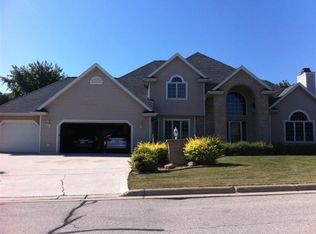 421 Woodrow Ct, Denmark, WI 54208