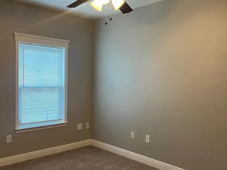 7481 Harvest Village Ct — Photo 13