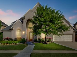 7619 Hunters Point Dr, Sugar Land, TX 77479