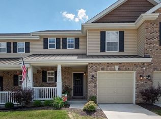 1372 New Charter Ln, O'Fallon, MO 63366