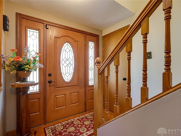 3rd image of 2859 Country Squire Dr