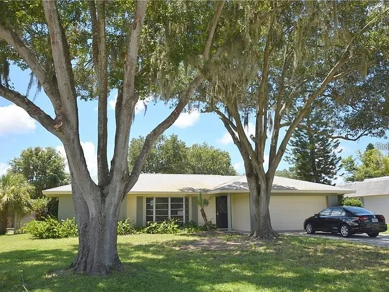 3926 Calliandra Dr — Photo 21