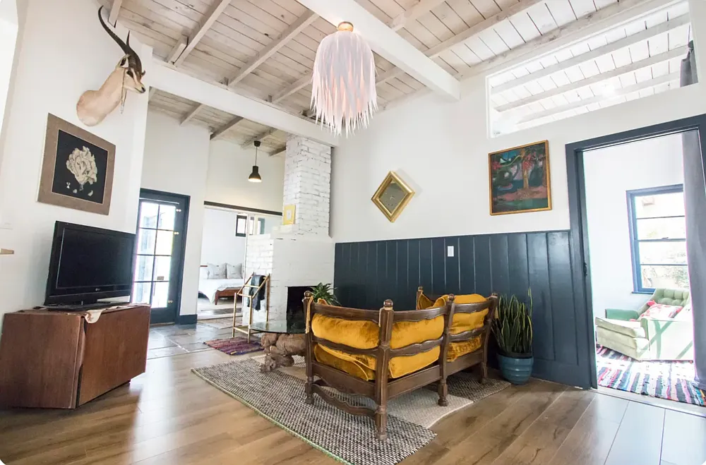 2 bed, 900 sqft, $5,100 — Photo 3