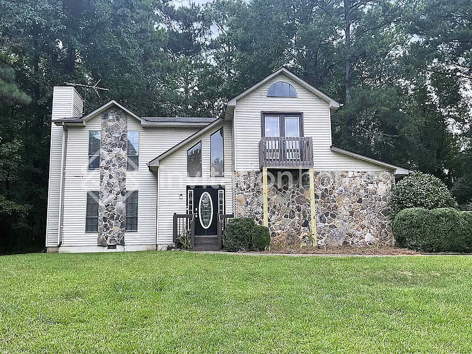 113 Carrollwood Dr