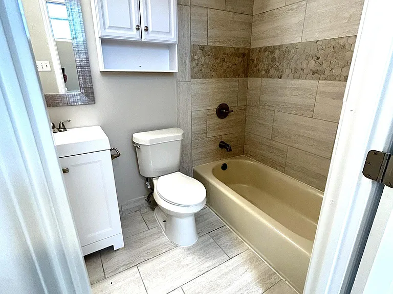 3605 Iberville St #3 — Photo 7