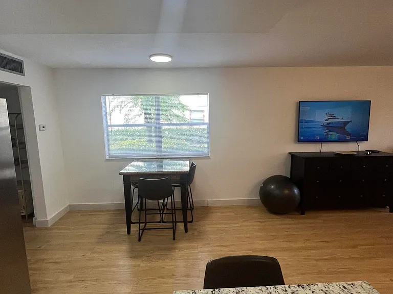 23 Saxony Cir #A — Photo 16