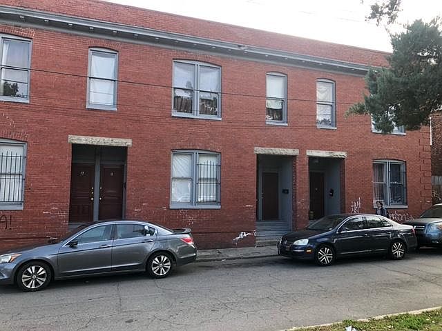 1st image of 415 Smith St #B
