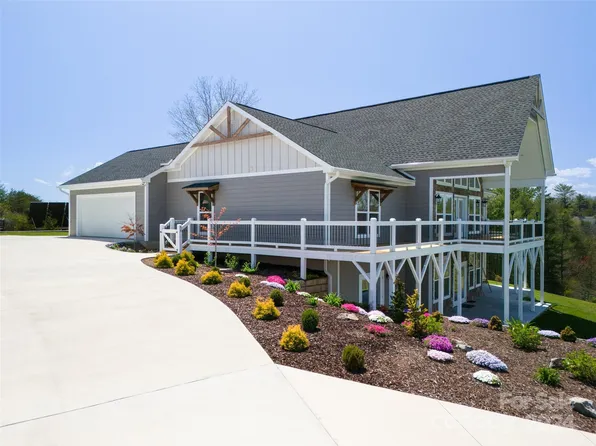 58 Gracie Ln, Weaverville, NC 28787