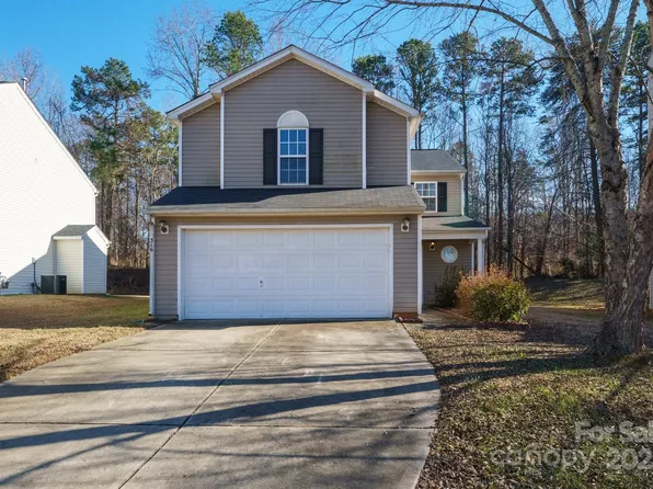 516 Moss Stream Ln, Charlotte, NC 28214
