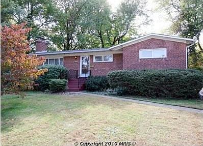 1st image of 1600 Simmons Dr