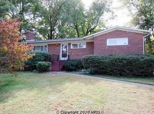 1600 Simmons Dr, Mc Lean, VA 22101