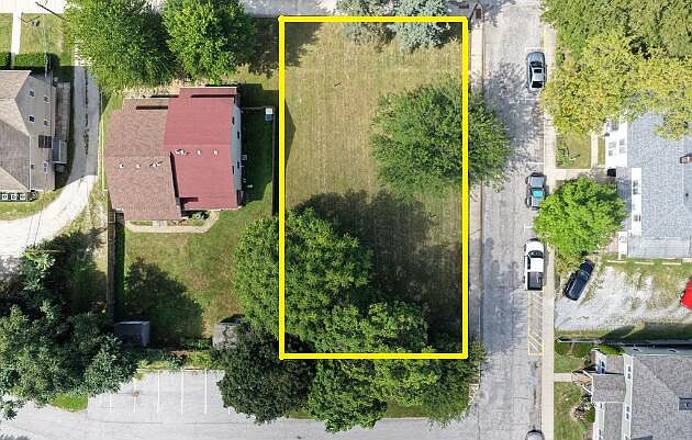 1st image of 551 Locust St