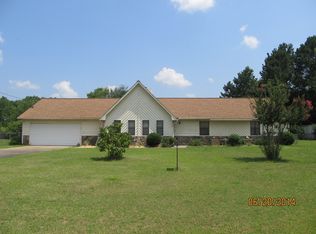 307 Lakeside Dr, Enterprise, AL 36330