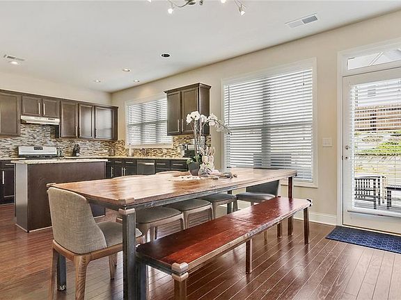5th image of 495 Woodburn Ln