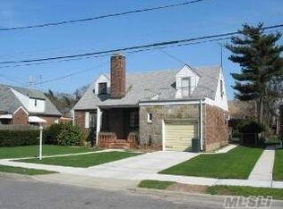 56 Finn St, Valley Stream, NY 11580