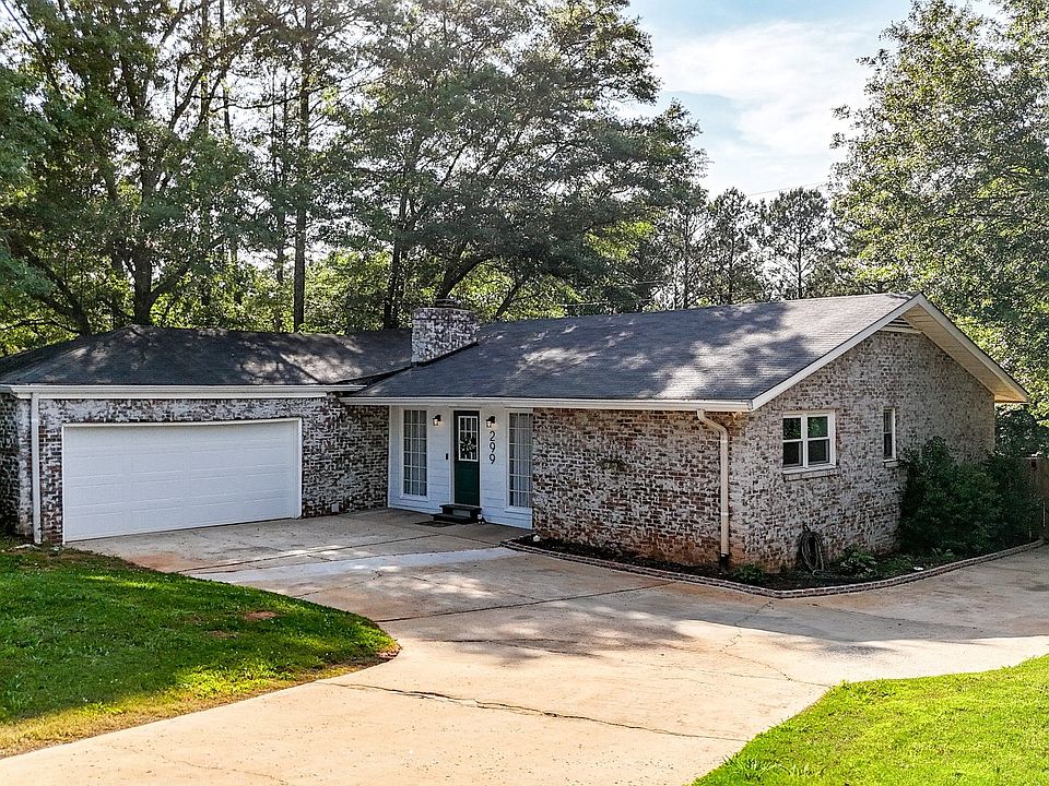 1st image of 299 Kennington Dr