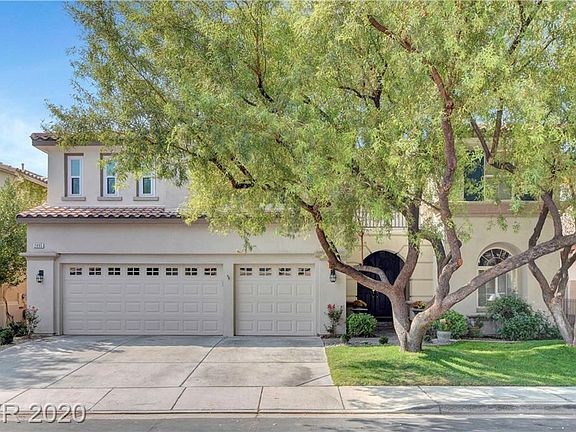 2nd image of 2895 Carmelo Dr