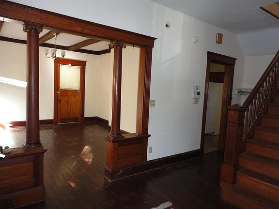 5th image of 1627 Iliff Ave