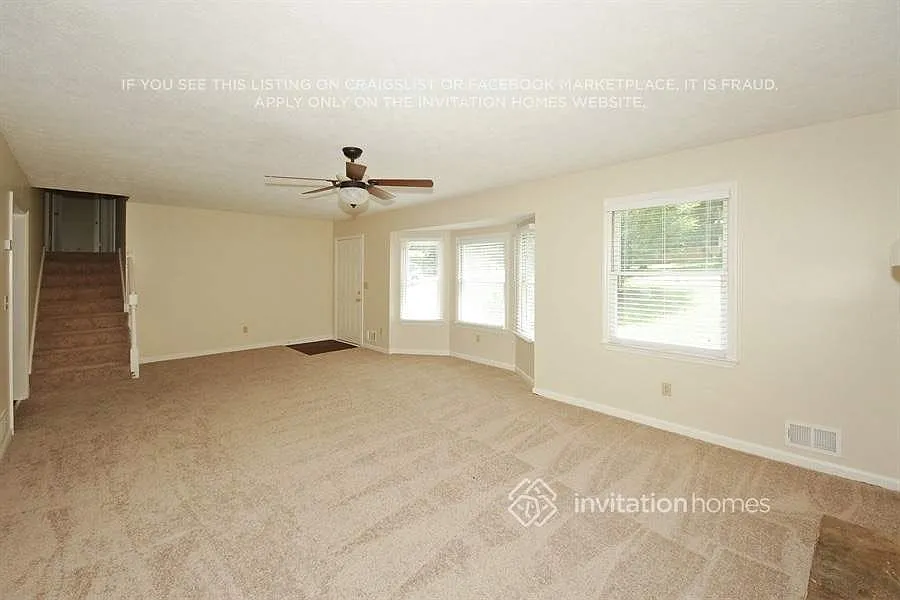 515 Oak Springs Dr Lawrenceville, GA 30043 — Photo 4