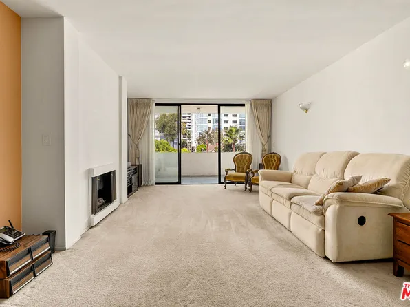 1250 S Beverly Glen Blvd APT 406, Los Angeles, CA 90024