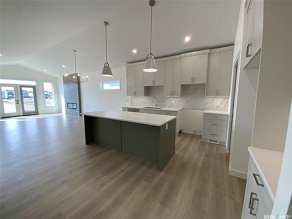 2nd image of 242 Doran WAY
