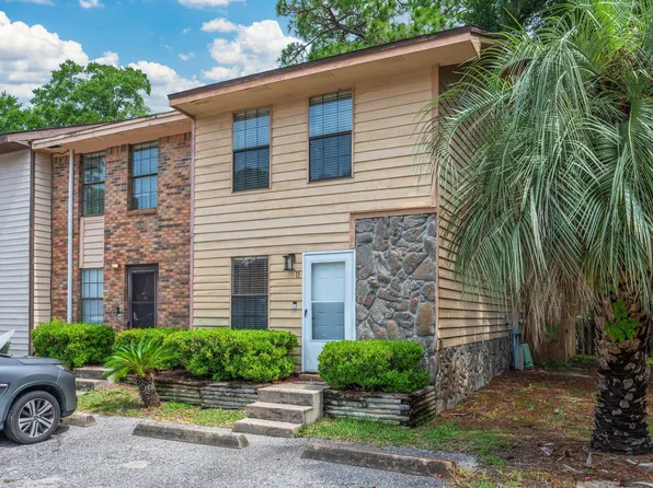 611 Center St Unit 11, Fort Walton Beach, FL 32547