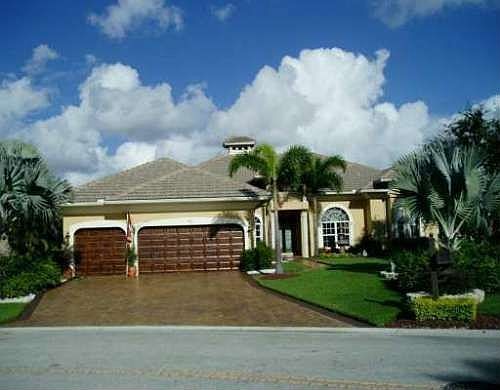 1st image of 965 NW 118th Ln