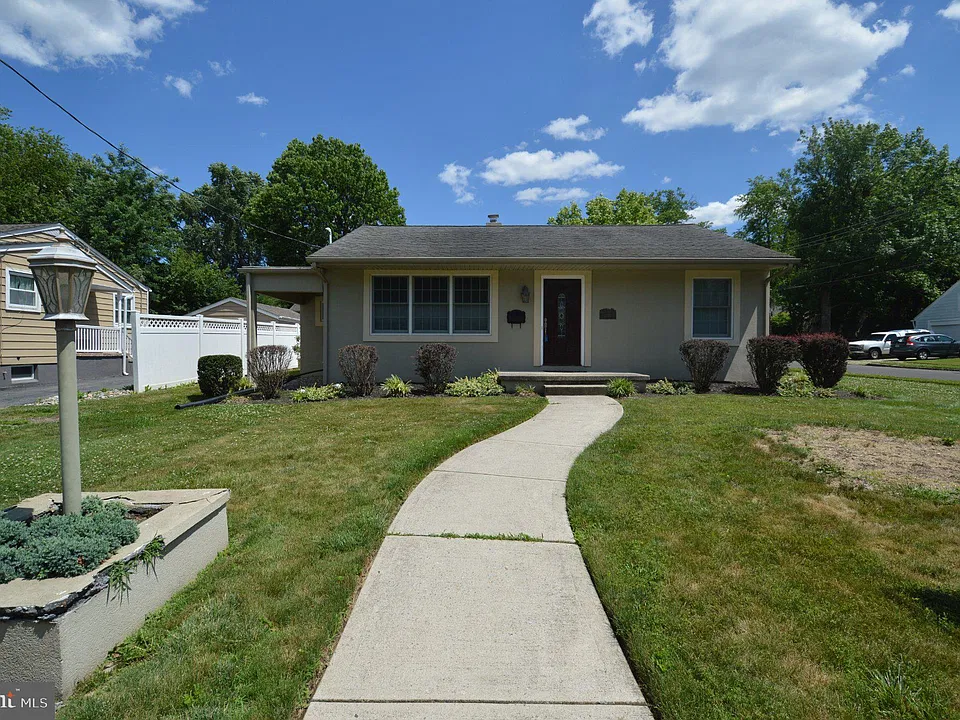 2140 Princeton Pike