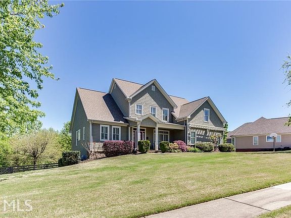 5th image of 460 Long Mountain Ct
