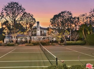 4540 Encino Ave, Encino, CA 91316